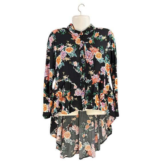 For The Republic Tops - For The Republic Women's Black W/ Floral Hi/Low Hem Long Slv Button Front Top L